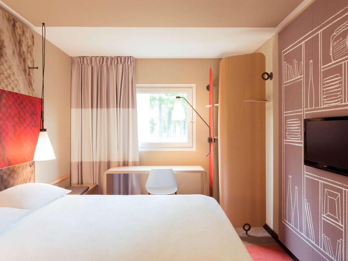 Ibis Hotel Hamburg St. Pauli Messe מראה חיצוני תמונה